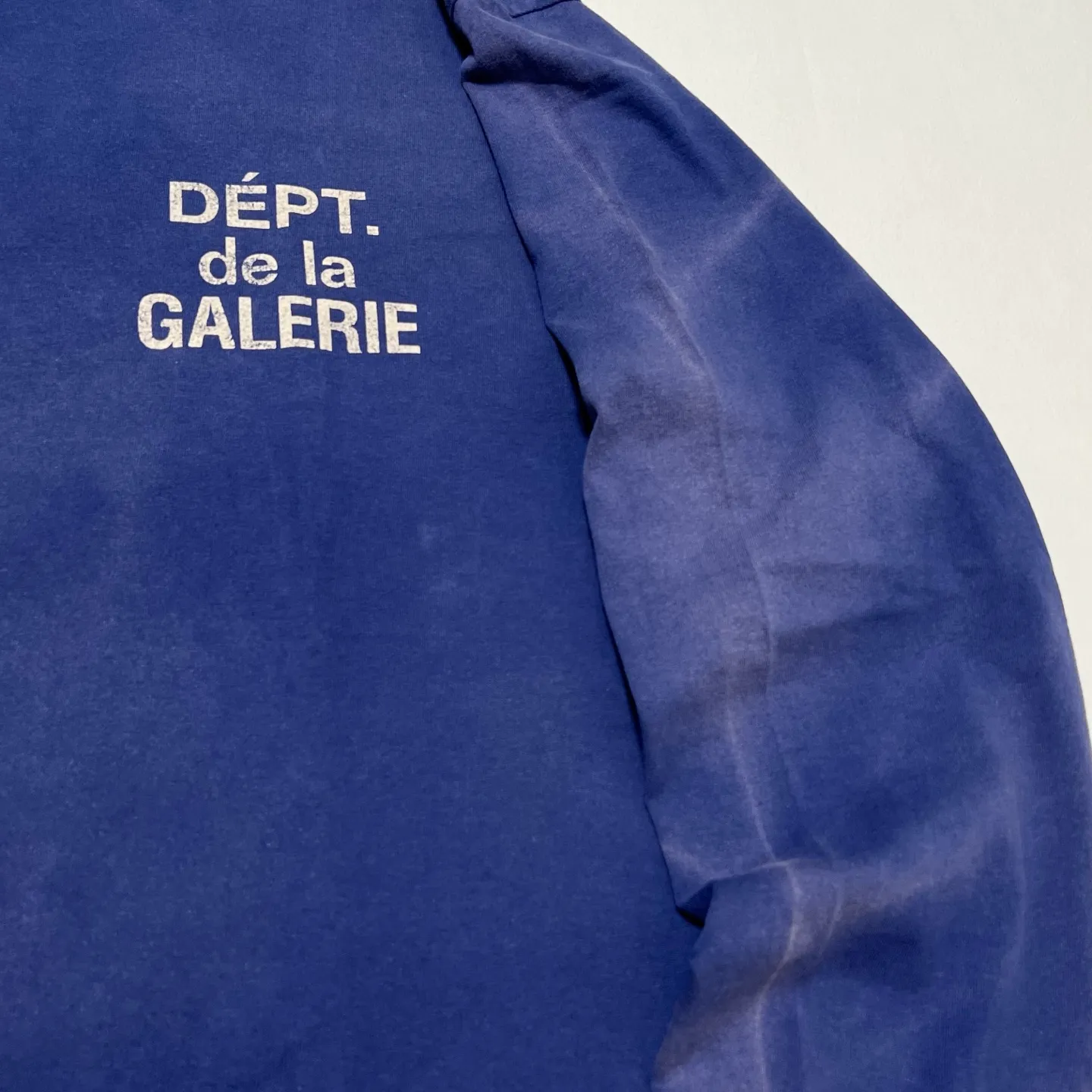 GALLERY FRENCH L/S TEE/NAVY French ripple washed long-sleeved TEE faded blue S-XL cylindrical fabric Assute garment dyeing heavy-wash water-coated fading treatment simulates natural sun fading effect printed distressing treatment top-notch craftsmanship completely matched accessories